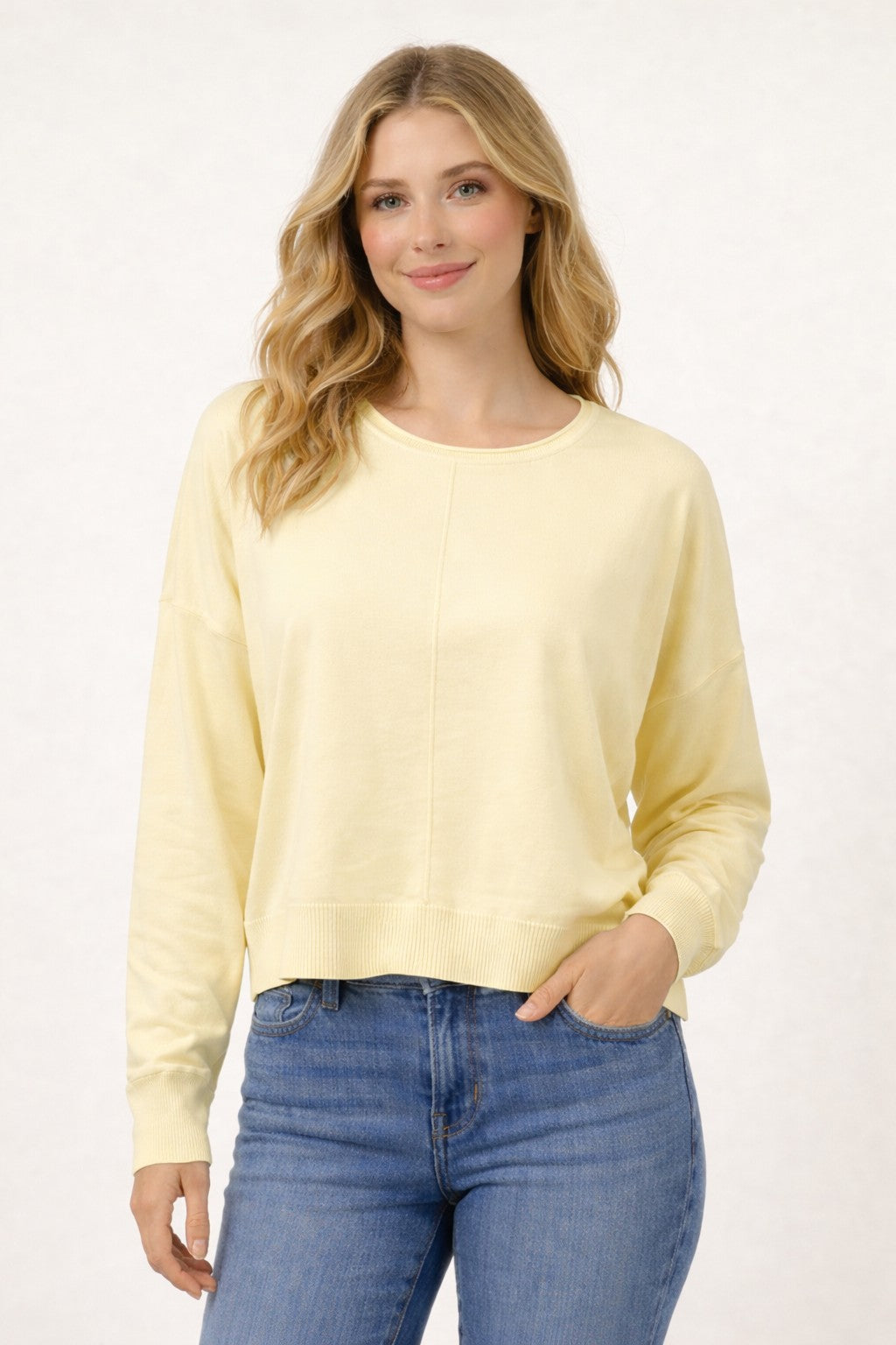 Cropped Heather soft yellow sweater