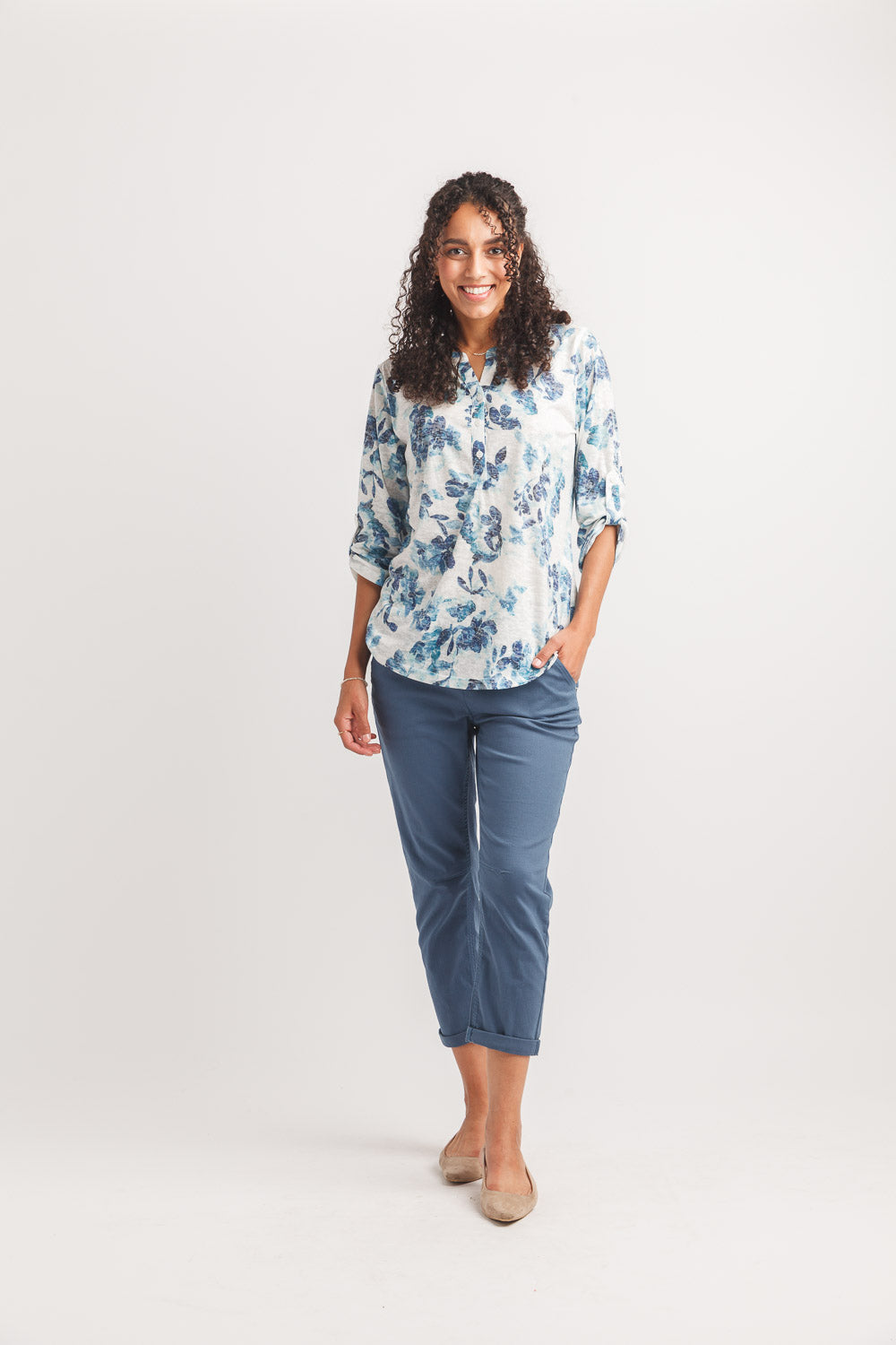 Knit floral tab sleeve henley top PT-20006